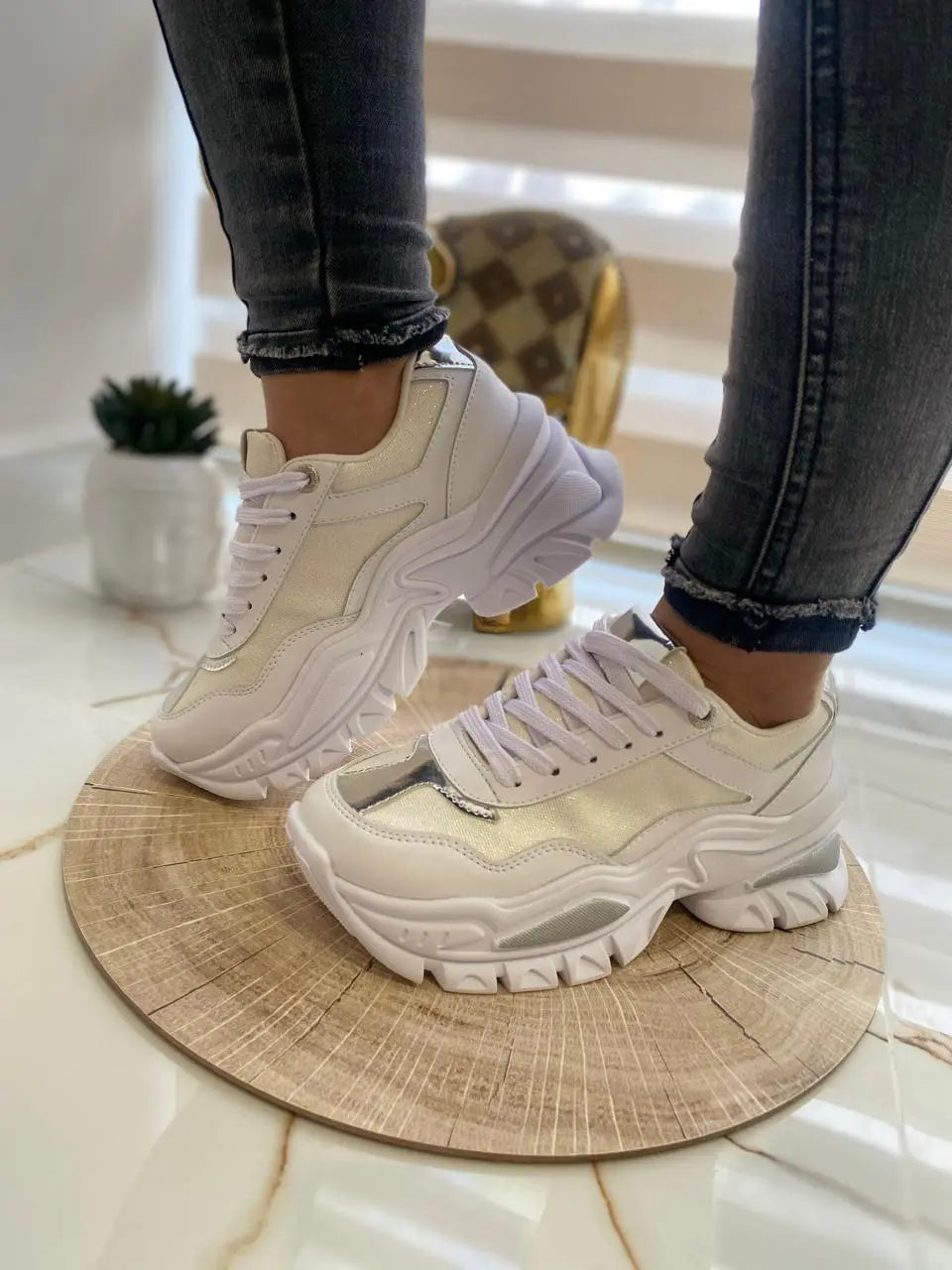 🌟TENIS ISA BRILLO CONFORT